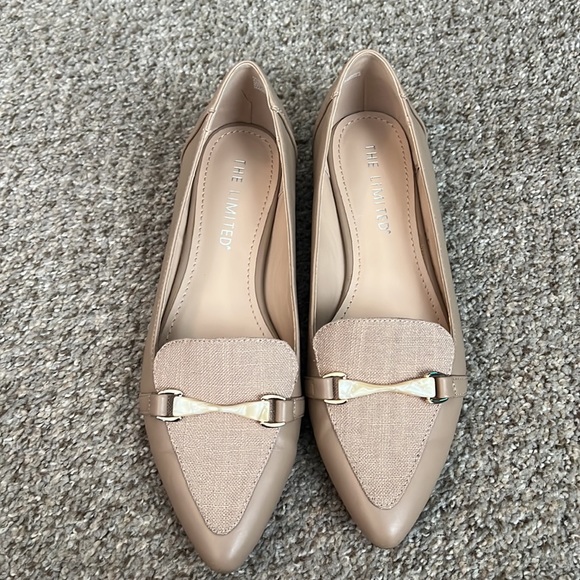 The Limited Quezon Flats - Picture 3 of 5